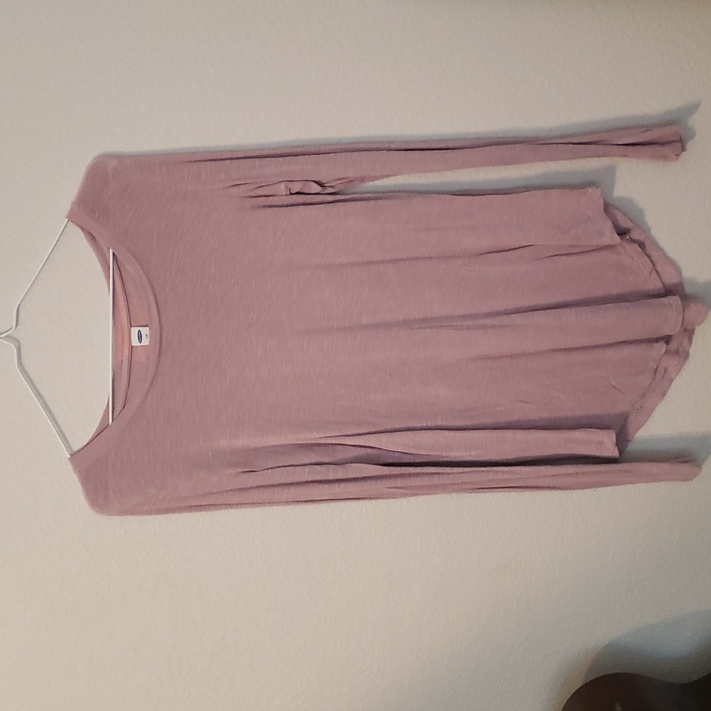 Long pink shirt